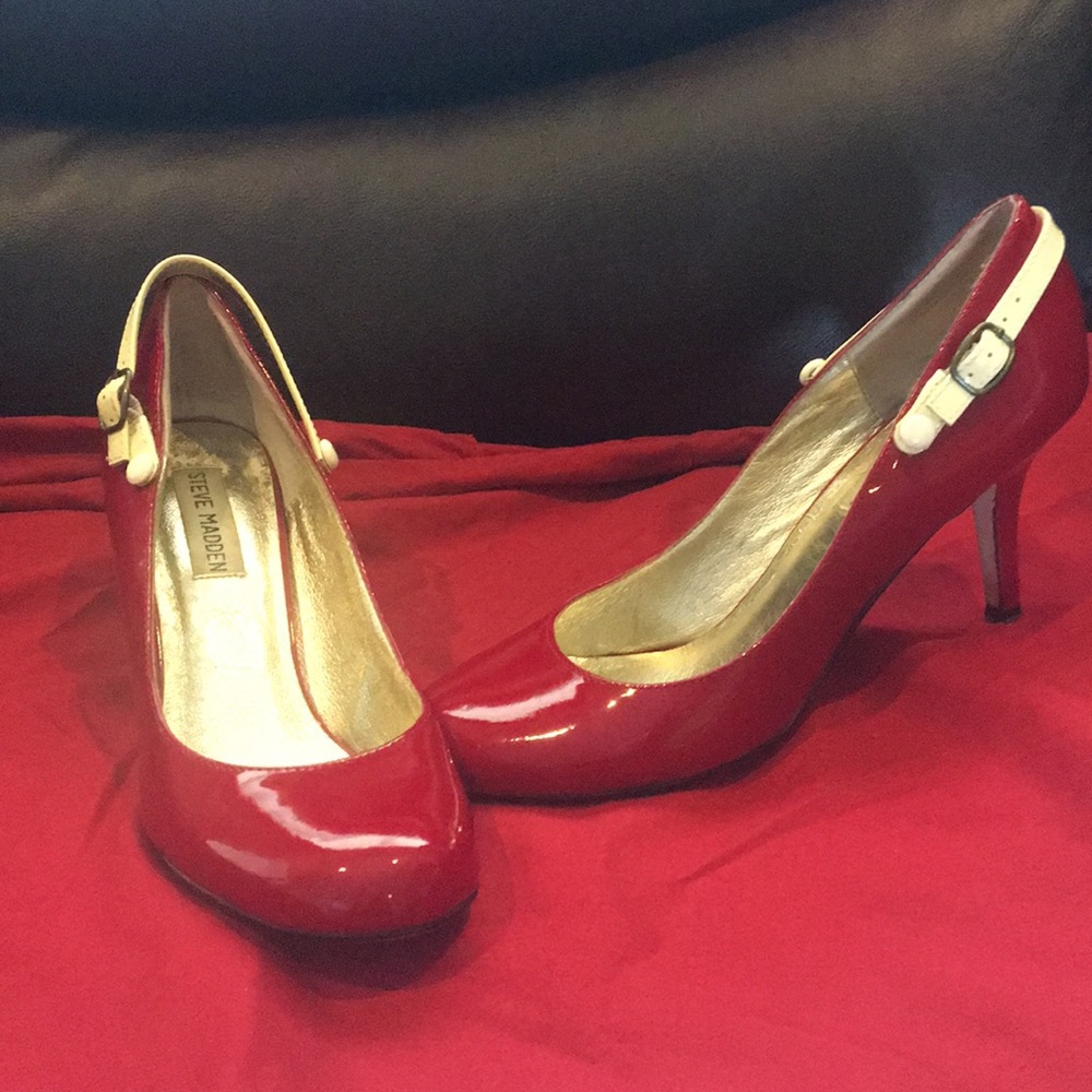 Steve Madden leather pumps size 7.5M